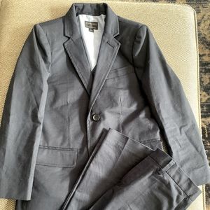 EUC Navy Blue Crewcuts Boys suit size 6/7